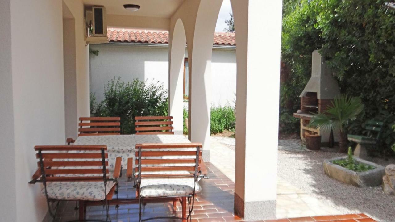 Apartman Magasic Krk Town Exterior foto