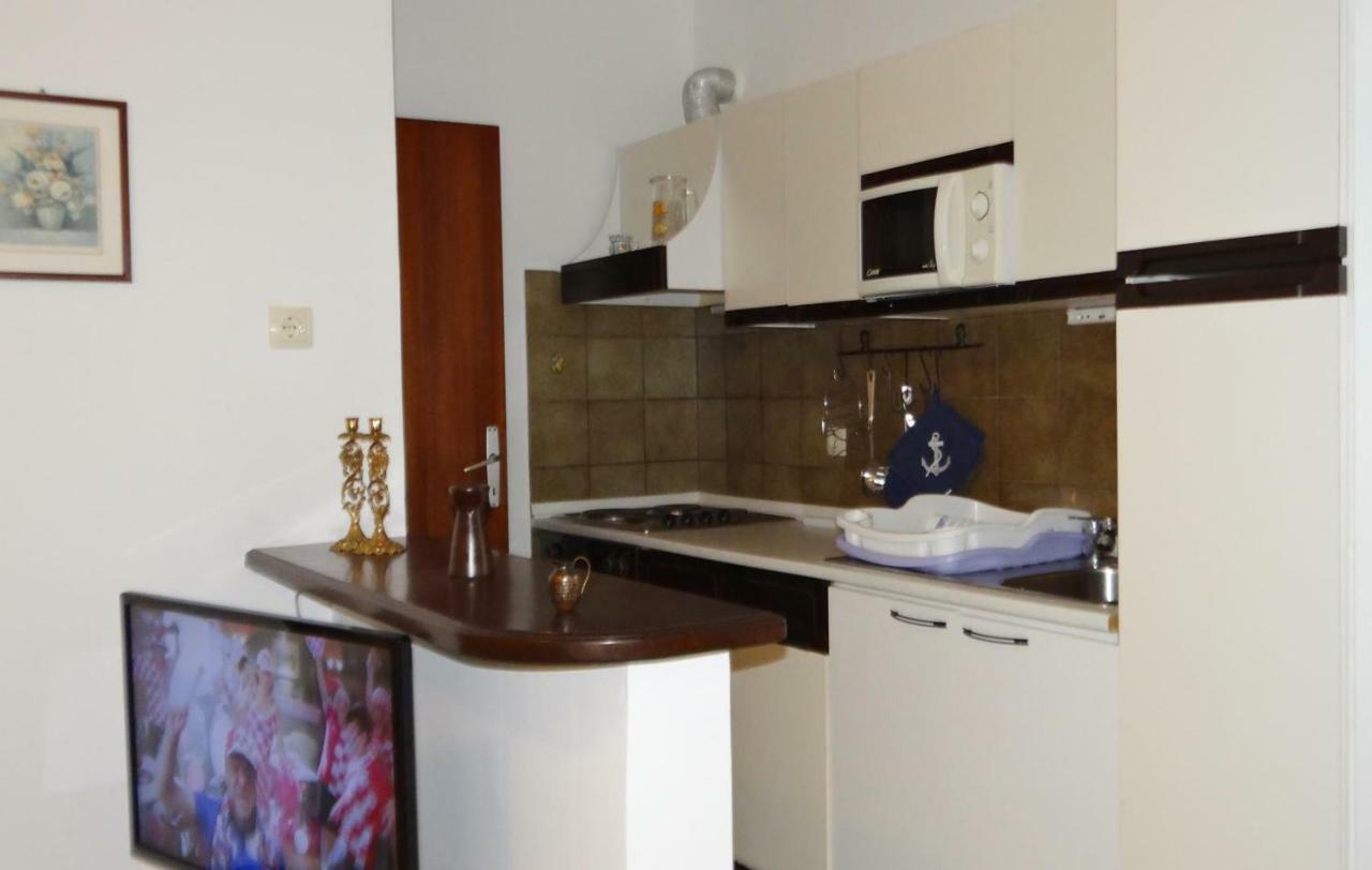 Apartman Magasic Krk Town Exterior foto