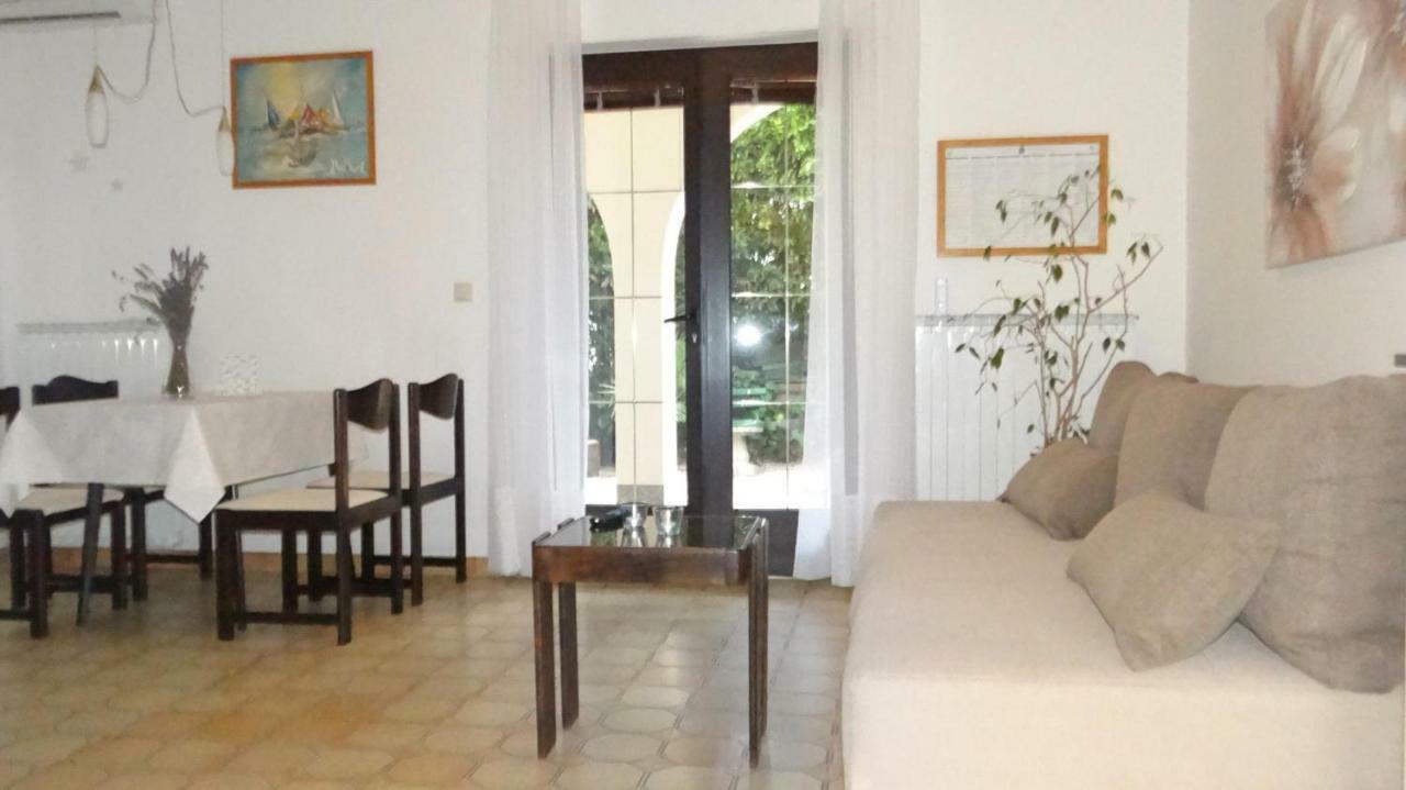 Apartman Magasic Krk Town Exterior foto